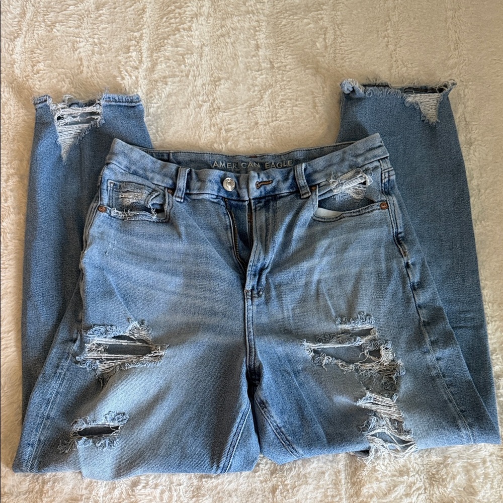 American Eagle Outfitters Light Wash Ripped Straight-Leg Jeans